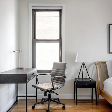 Apartment Midtown East 2br W Elevator Doorman Nr River Nyc-1015 New York