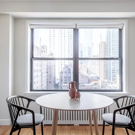 Apartment Midtown East 2br W Elevator Doorman Nr River Nyc-1015 New York