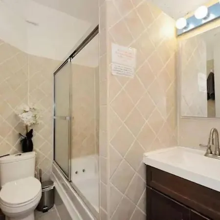 Cozy 1br In Upper West Side! * New York