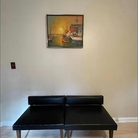 Homestay Cozy Private Bedroom: 15 Min To Jfk/ 20 Min To Lga