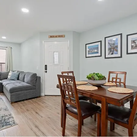Pilla And On 18 St Brooklyn Ny Bed & Breakfast New York