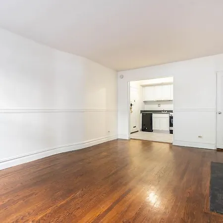 Apartment Furnished 1367 Upper East Side New York