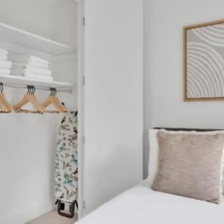 Apartment Warm 3 Bedroom Loft In Midtown New York