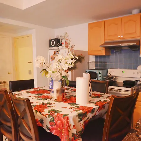 Brooklyn Gem, 3-bed Retreat , Relocation & Business - Zen Living Short Term Apartment *