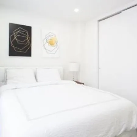 Beautifully Designed 3 Bedroom Apartment New York