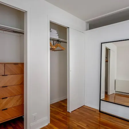 Midtown East 2br W Elevator Nr Train Nyc-1255 Apartment