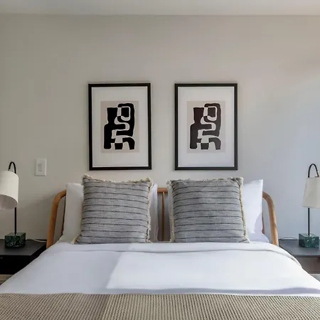 Midtown East 2br W Elevator Nr Train Nyc-1255 * New York