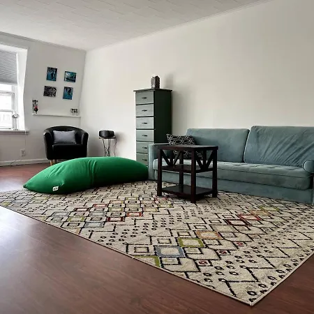 Apartment Spacious Studio Near Ditmars Blvd