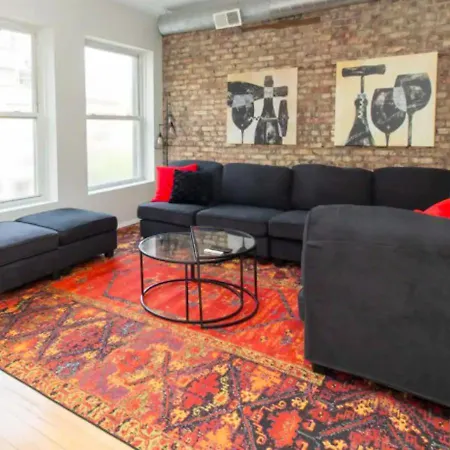 Apartment Elegant 3 Bed One Bath At West Side *