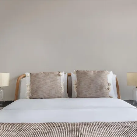 Ues 2br W Gym Elevator Nr 96th St Q Nyc-1298 New York