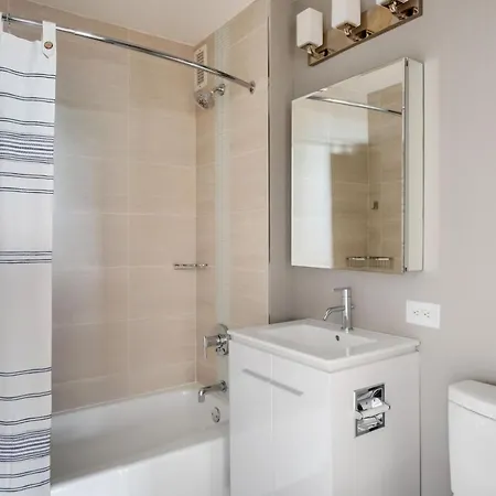 Ues 2br W Gym Elevator Nr 96th St Q Nyc-1298 Apartment *