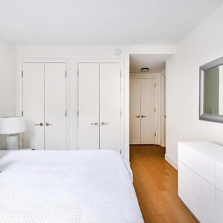 Stunning 2 Bed 2 Ba At Ues