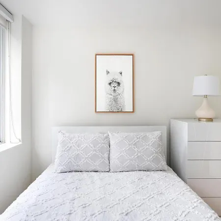 Stunning 2 Bed 2 Ba At Ues Apartment *