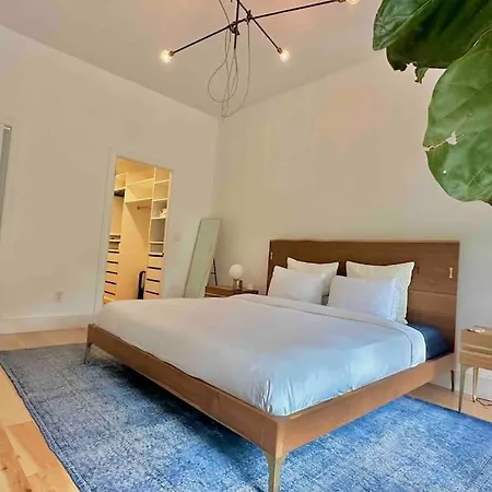 Airy, Modern Penthouse In A Brooklyn Brownstone * New York