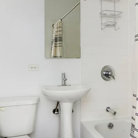 Uws Studio W Gym Doorman Elevator Nr Park Nyc-1257 * New York