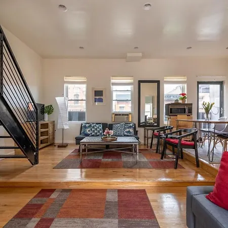 Apartment East Village Townhouse