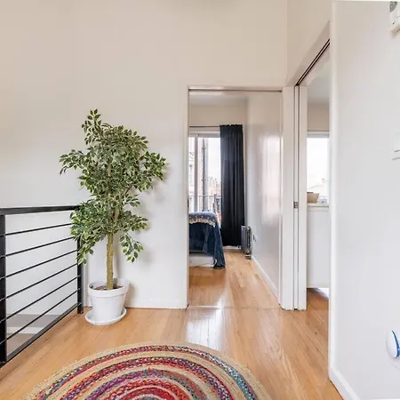 Apartment East Village Townhouse *