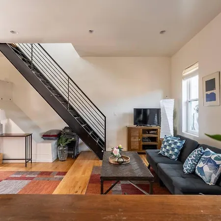 Apartment East Village Townhouse