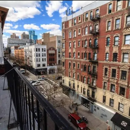Apartment East Village Townhouse