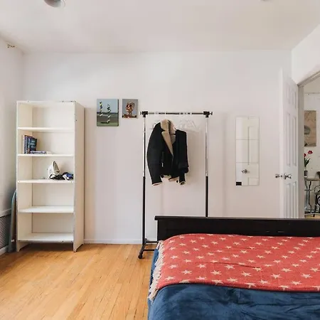 East Village Townhouse * New York