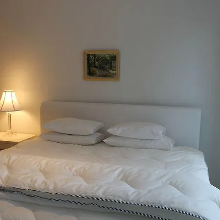 Apartment Luxury Three Bedroom In Midtown Near Time Square