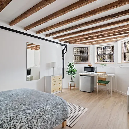 Cozy, Large And Fully Furnished - Near The L Train * New York