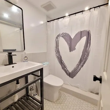 Homestay Cozy, Large And Fully Furnished - Near The L Train *