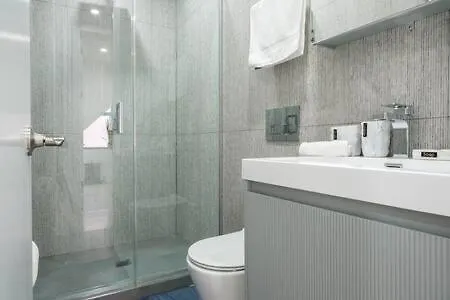 3br 2baths With Private Outdoors * New York