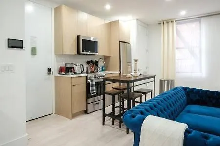 Apartment 3br 2baths With Private Outdoors *