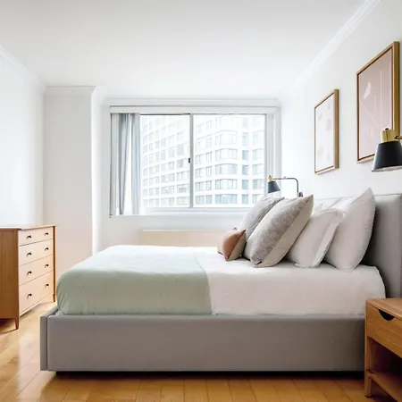 Uws 1br W Doorman Elevator Nr Lincoln Center Nyc-459