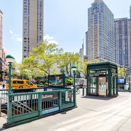 Apartment Uws 1br W Doorman Elevator Nr Lincoln Center Nyc-459