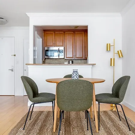 Uws 1br W Doorman Elevator Nr Lincoln Center Nyc-459