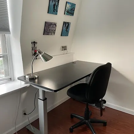Spacious Studio Near Ditmars Blvd
