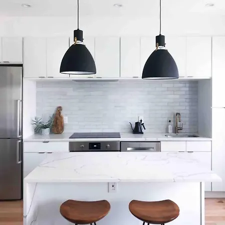 Apartment Airy, Modern Penthouse In A Brooklyn Brownstone New York