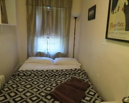 Midtown East Apartment *