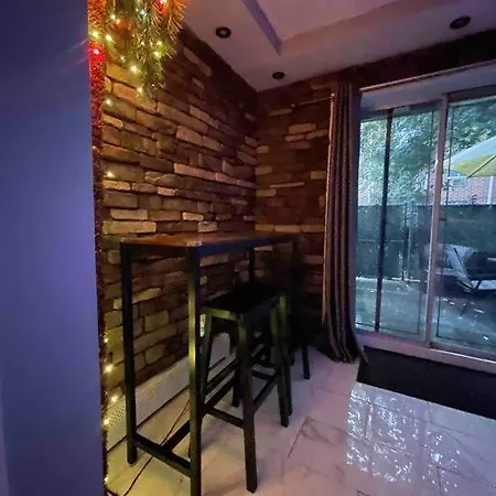 Brooklyn Luxury Spring Retreat With Private Outdoor Space Apartment New York