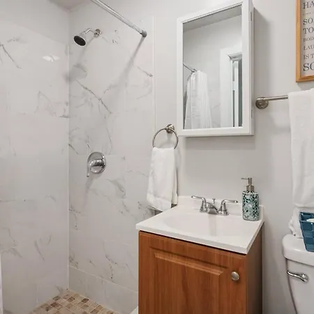 Apartment Central 2br - Walking Distance To Times Square