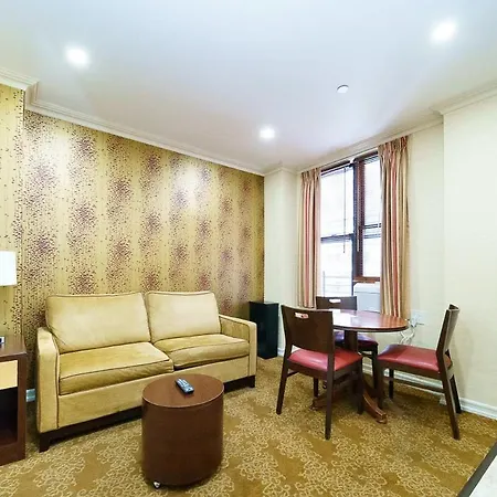 Bright And Comfy 2 Bedroom In East Side Apartment *