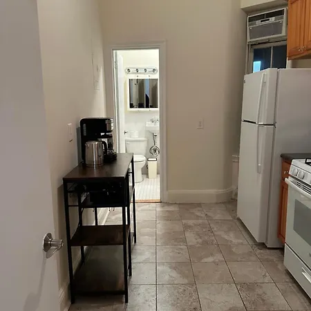 Best 1 Bedroom Apt Near Time Square Apartment *