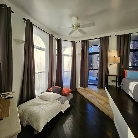 Elegance Of Harlem * New York