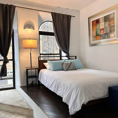 Apartment Elegance Of Harlem New York