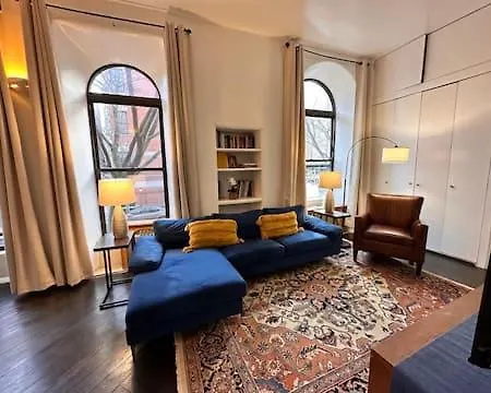 Elegance Of Harlem Apartment *