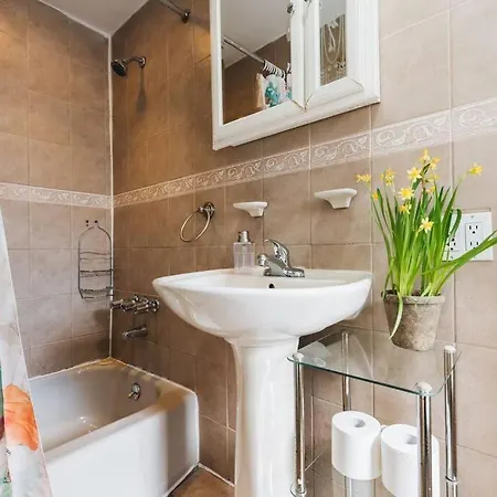 East Village Townhouse * New York