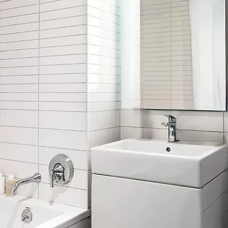 Large 1 Bedroom - Private Balcony - Luxury Building - Manhattan * New York