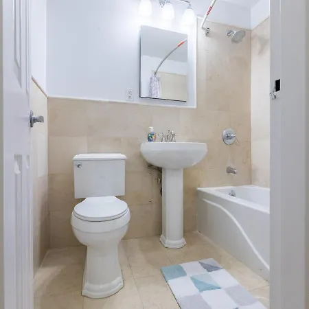 Exotic 2 Bd 1 Ba At Upper West Side Apartment