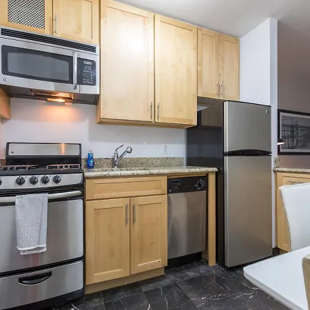 Exotic 2 Bd 1 Ba At Upper West Side Apartment