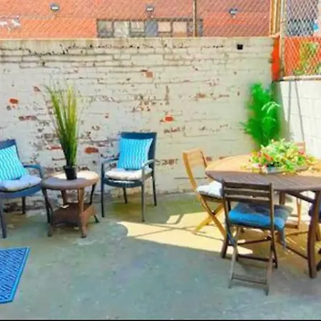 Holiday home Discover A 3br Oasis Private Patio 20 Min To Times Square L Tuscano I New York