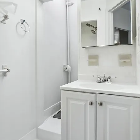 Apartment 3bd Luxe Unit In Hells Kitchen *