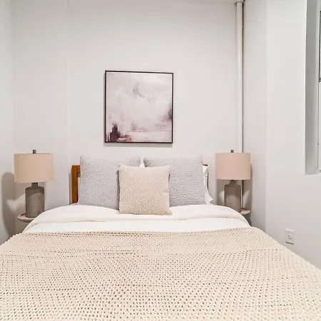 Modern 3bd At Lower East Side Apartment *
