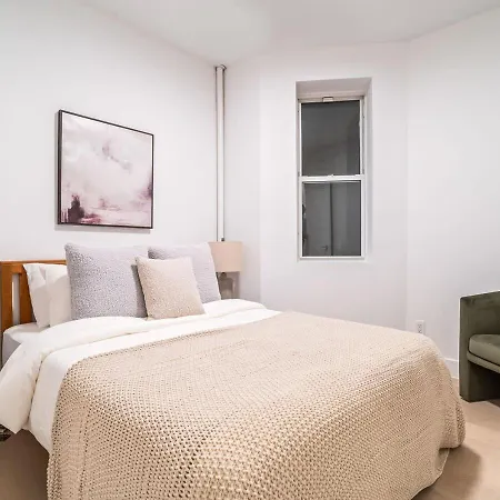 Modern 3bd At Lower East Side Apartment